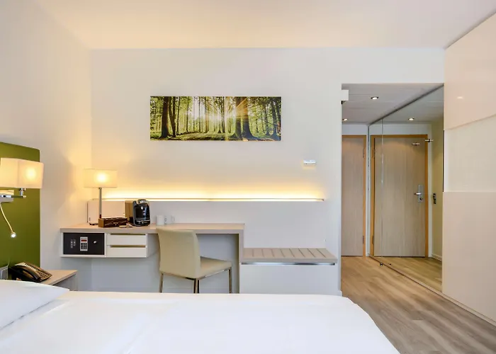 ホテル Mercure Bristol Stuttgart ジンデルフィンゲン