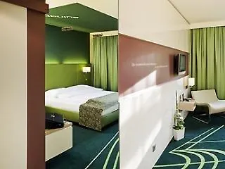 ホテル Mercure Bristol Stuttgart ジンデルフィンゲン
